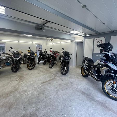Alpen-Hostel - Apartment Talstation Mit Motorradvermietung Memmingen Kültér fotó
