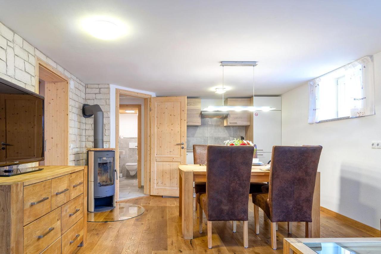 Alpen-Hostel - Apartment Talstation Mit Motorradvermietung Memmingen Kültér fotó