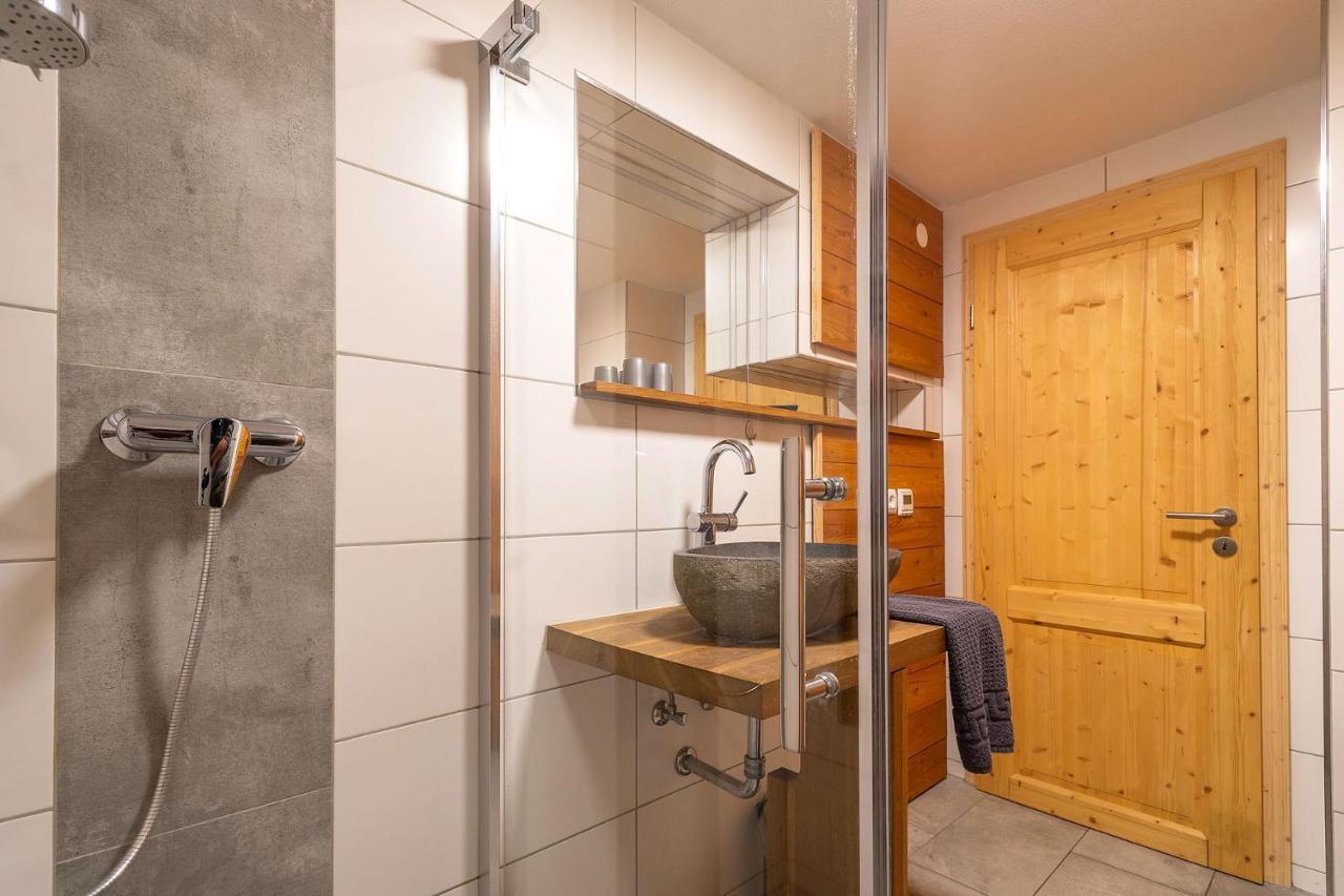 Alpen-Hostel - Apartment Talstation Mit Motorradvermietung Memmingen Kültér fotó