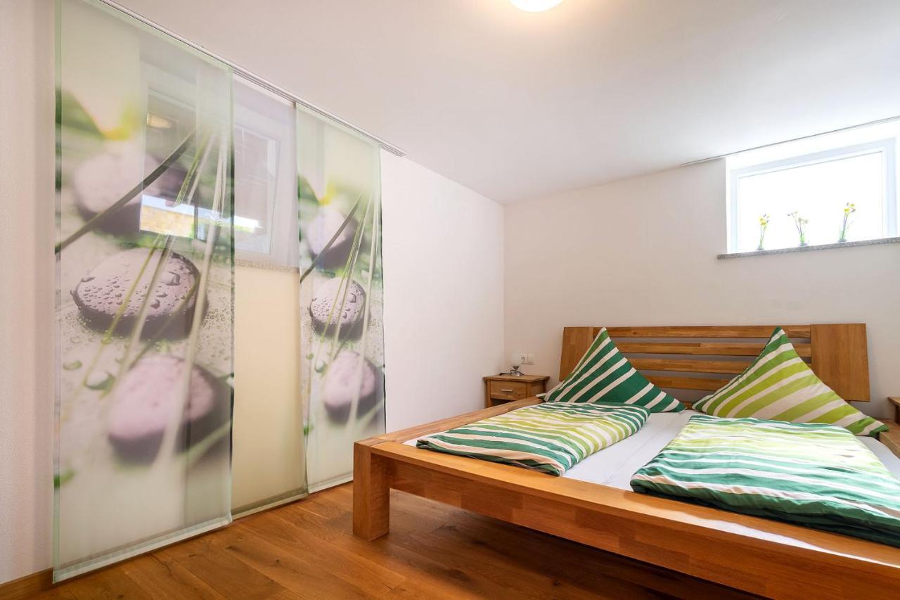 Alpen-Hostel - Apartment Talstation Mit Motorradvermietung Memmingen Kültér fotó